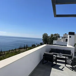 Sunny Penthouse With Panoramic Views Almuñécar